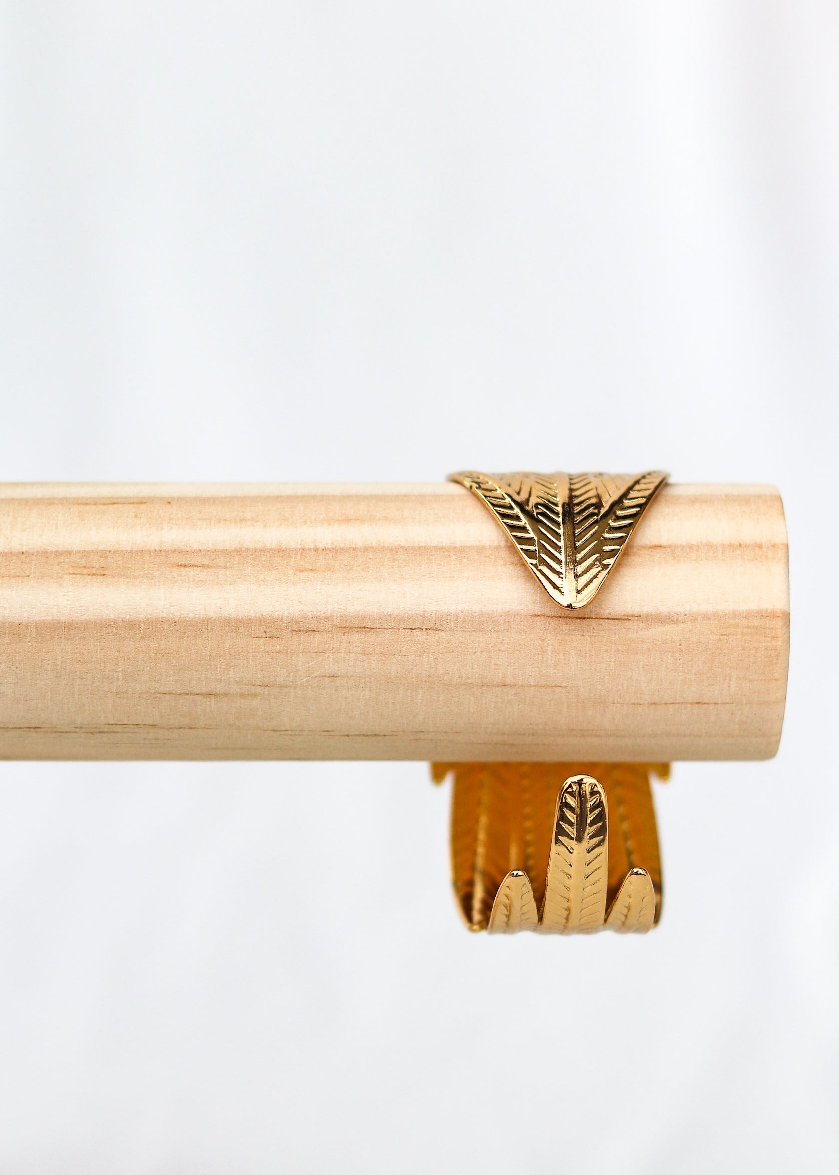 Golden Feathers Cuff Bracelet!