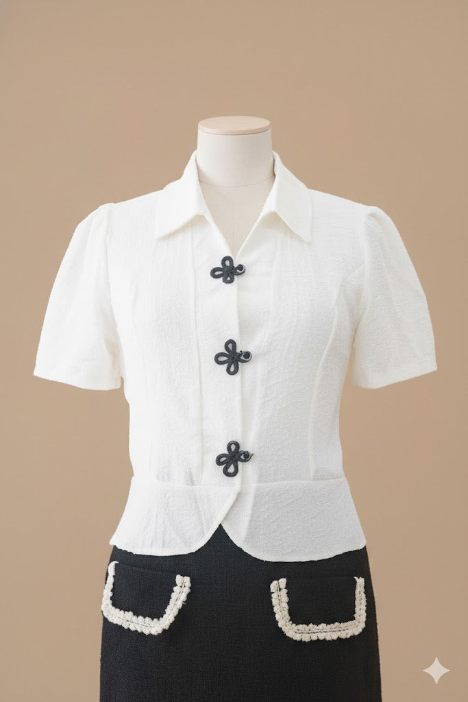 French Chic Puffed Sleeve Blouse!