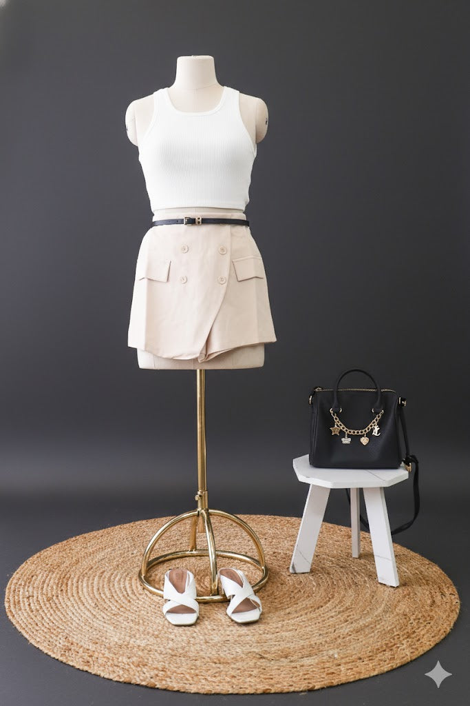 Chic Beige Skort!