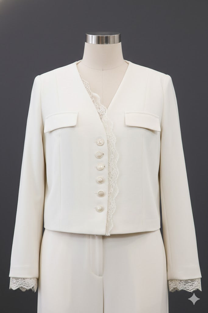 Ivory Lace Trim Suit Set!