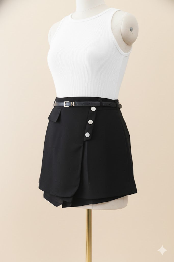 Chic Black Side Button Skort!