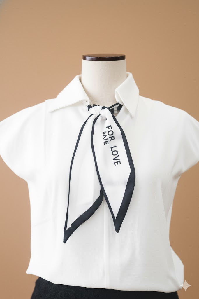 Monochrome Sleek Neck-Tie Blouse!
